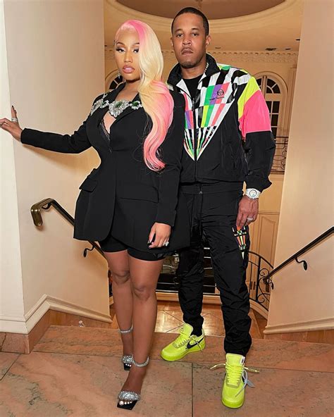 May 15, 2020 · Onika Tanya Maraj-Petty, better known as Nicki Minaj, hyphenated her husband’s last name, Kenneth “Zoo” Petty, after the two announced they were officially married in October 2019, following nearly a year of dating. Minaj shocked fans when she shared her marital bliss video showing matching Mr. and Mrs. Mugs and bride and groom baseball ... 